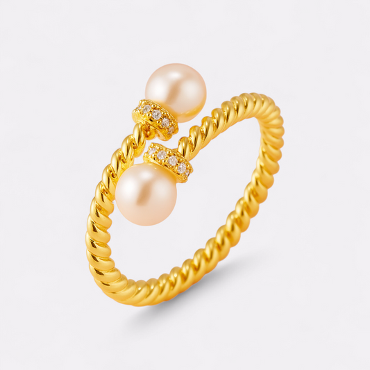 Isolde Twist Ring