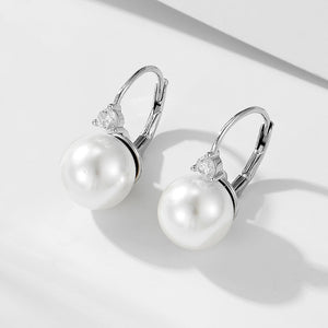 Emma’s PearlClassic Earrings Stella Harte