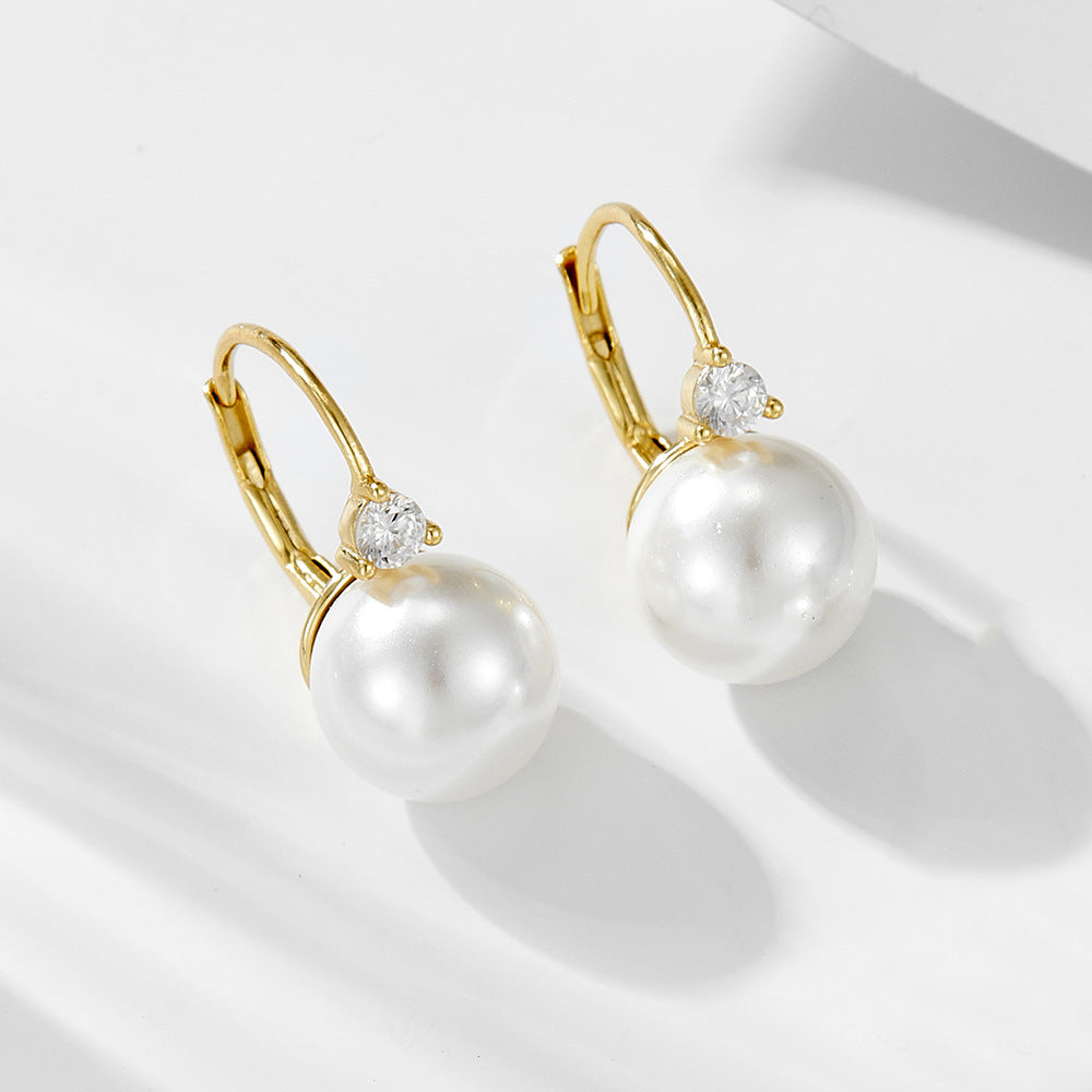 Emma’s PearlClassic Earrings