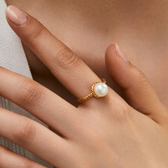 Pearl Twist Ring
