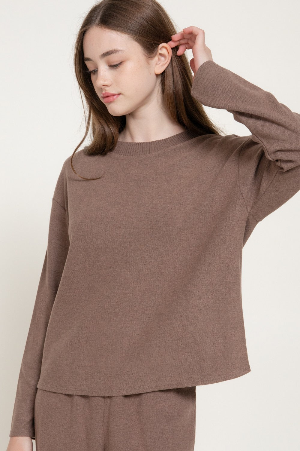 Long Sleeve Round Neck Soft Knit Top