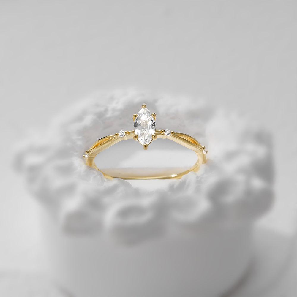 Hestia Ring Stella Harte
