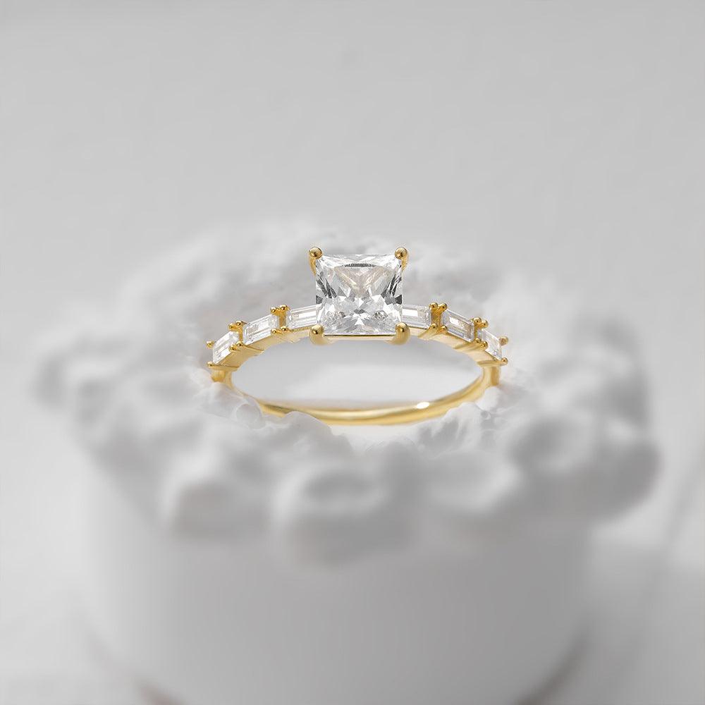Justina Ring Stella Harte