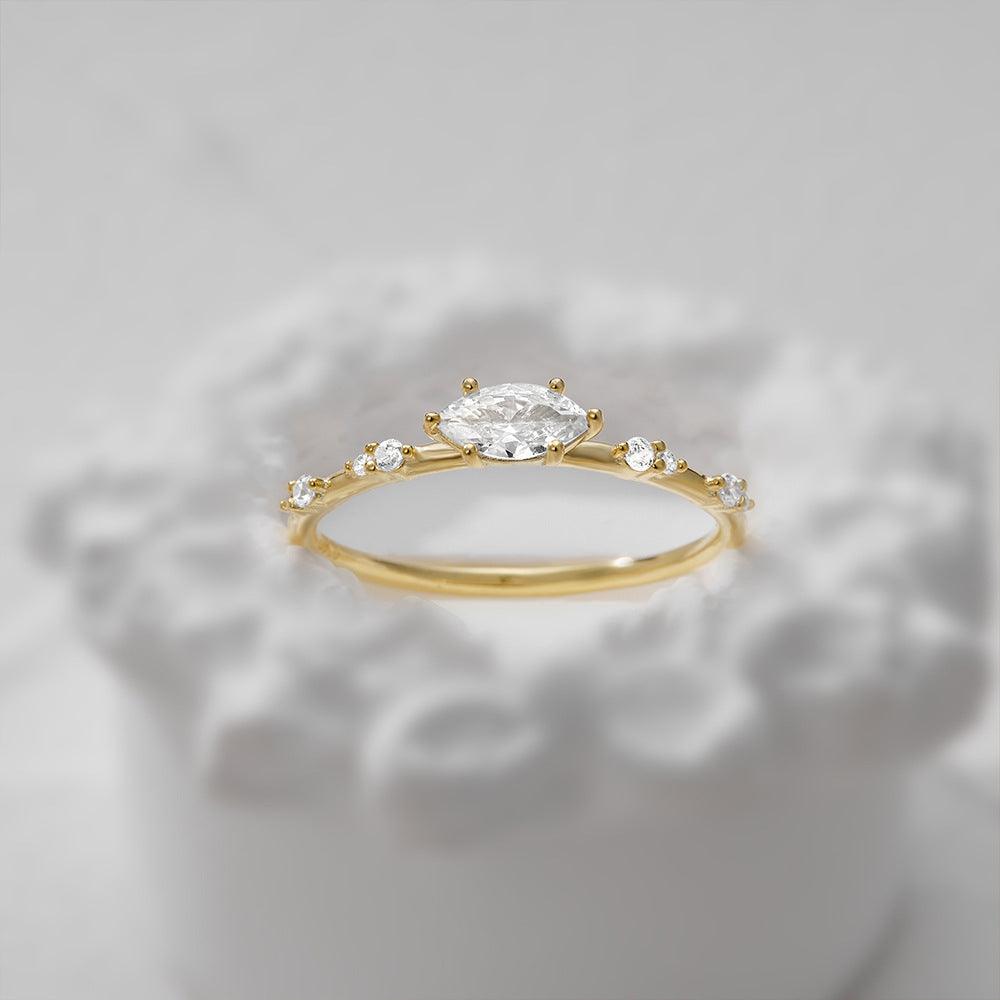 Medusa Ring Stella Harte
