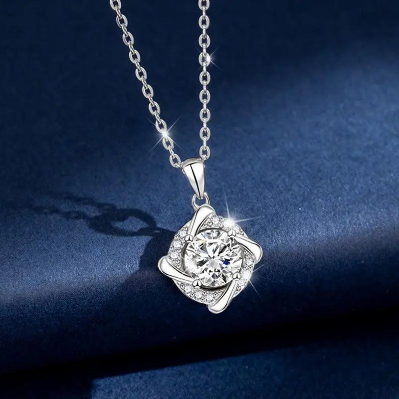 Taylor Necklace Stella Harte