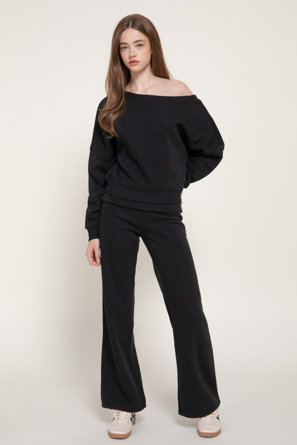 Asymmetrical Sweatshirt & Swetapants Set