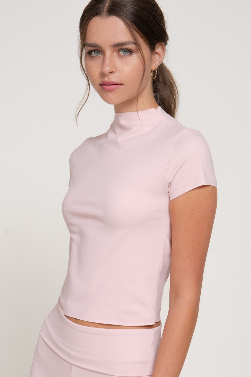 Short Slv High Neck Workout Top