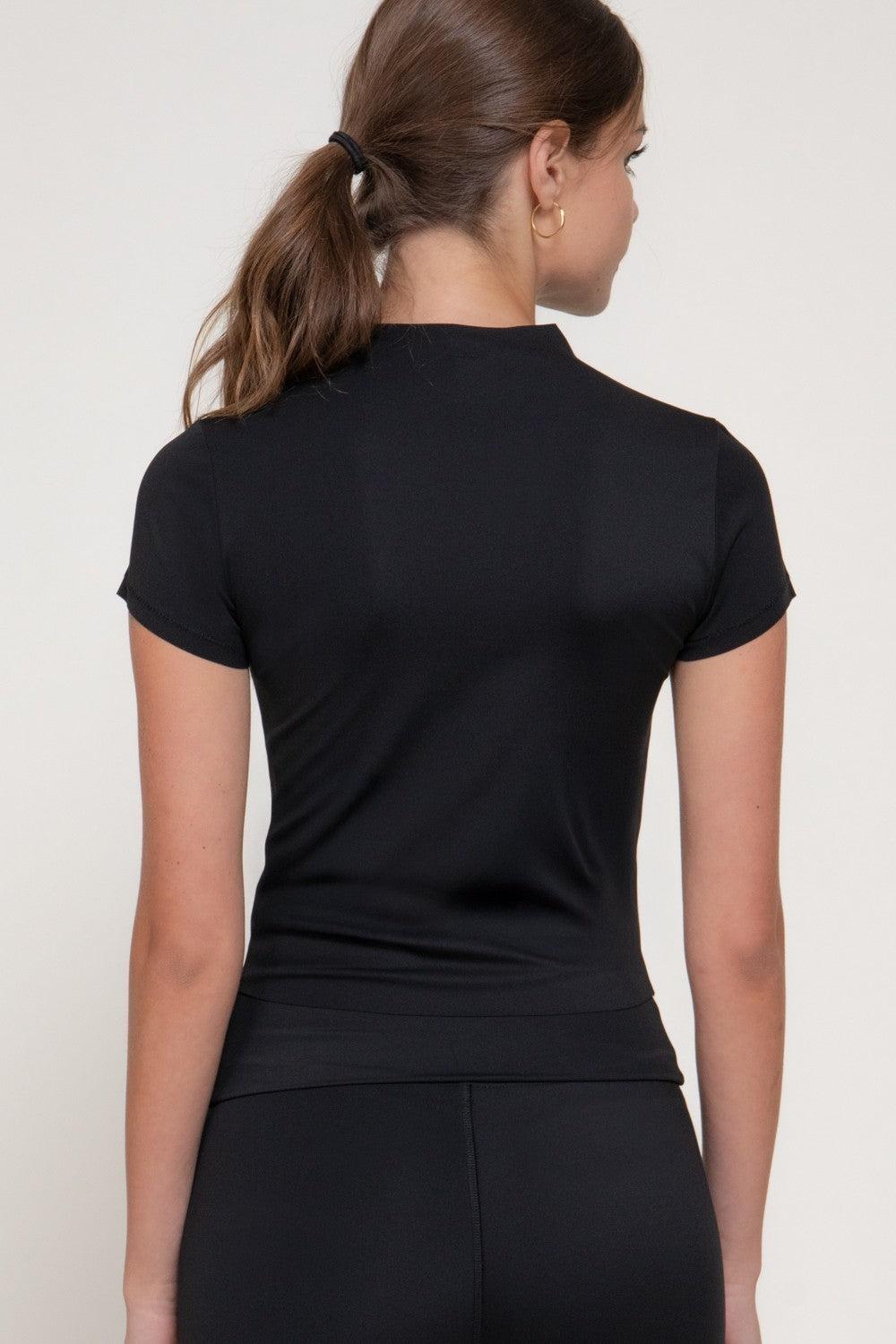 Short Slv High Neck Workout Top