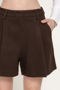Pleated Soft Short Pants