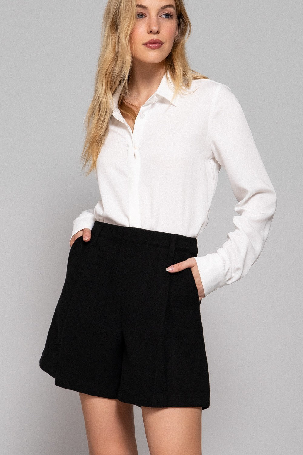 Pleated Soft Short Pants