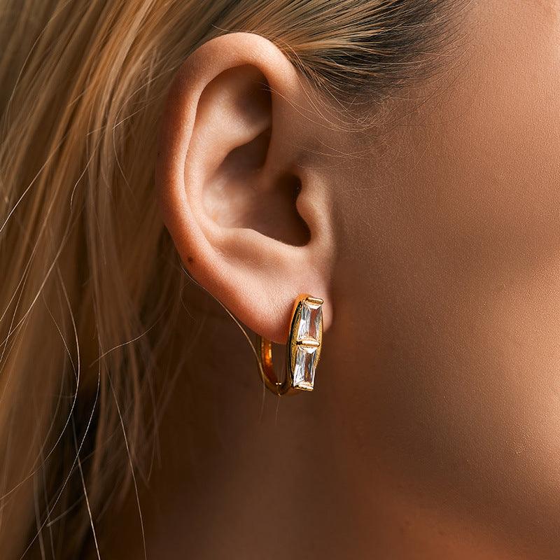 Alyssa Huggie Earrings Stella Harte