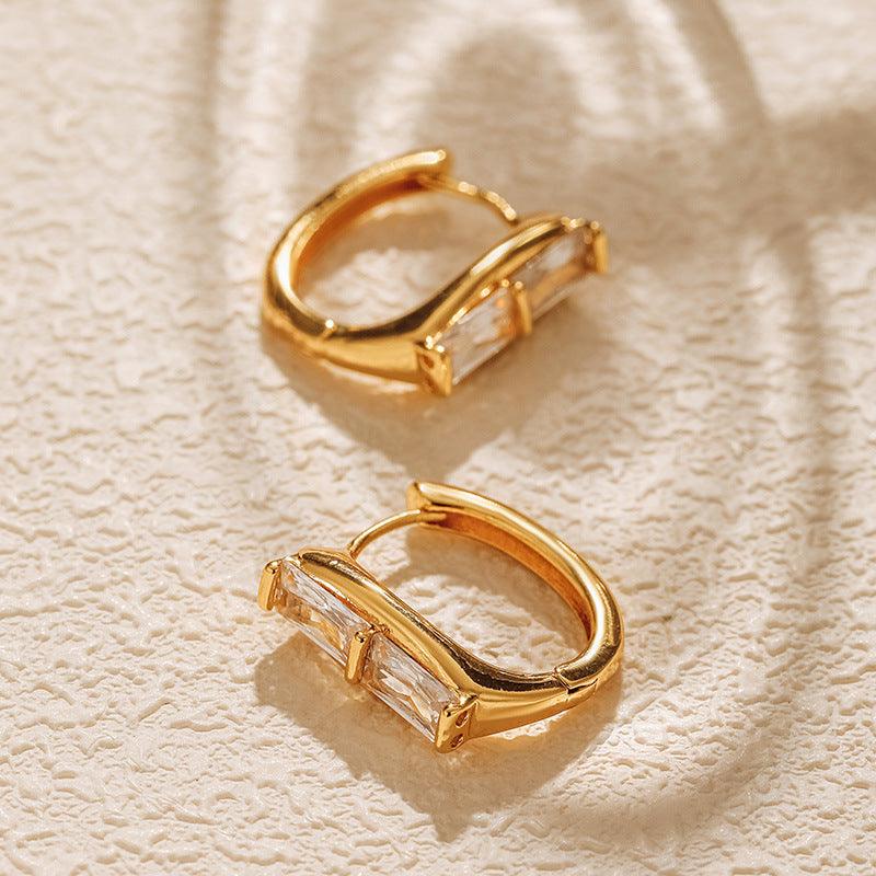 Alyssa Huggie Earrings Stella Harte