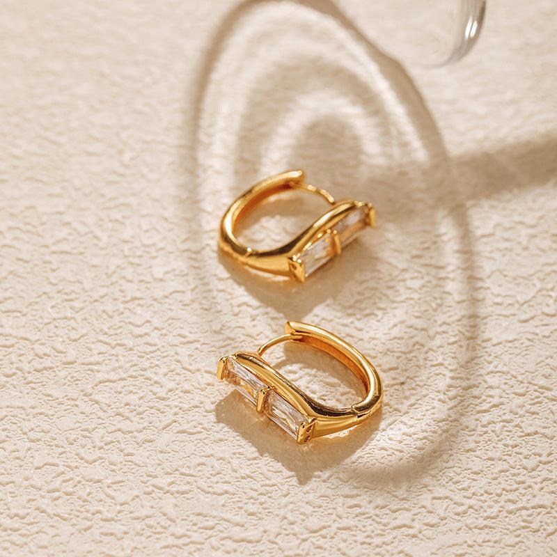 Alyssa Huggie Earrings Stella Harte