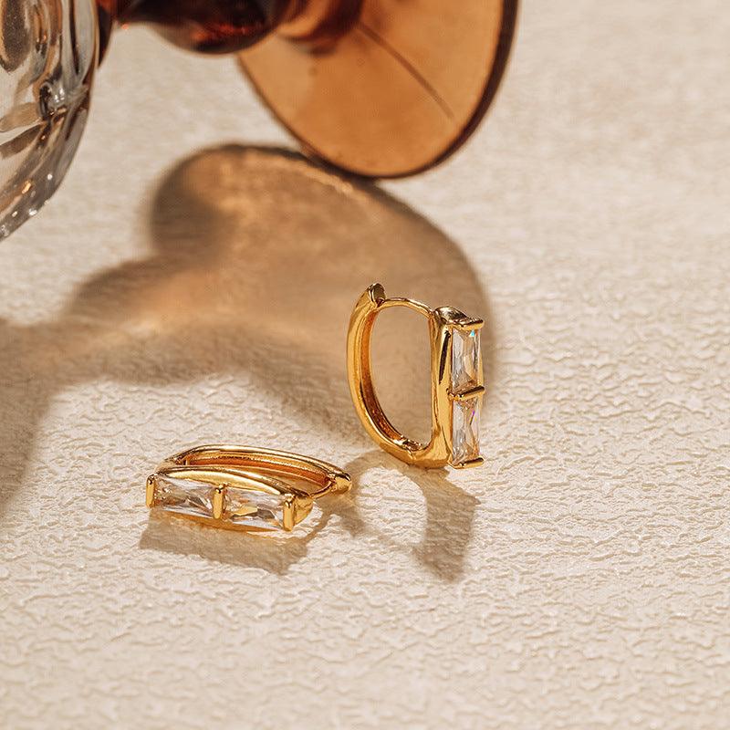 Alyssa Huggie Earrings Stella Harte